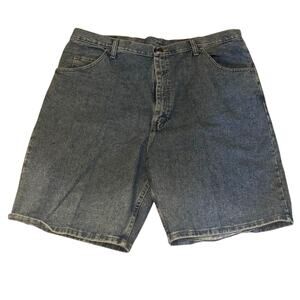 Wrangler Men's Relaxed Fit Denim Short - Size: 42 - Blue - NEW